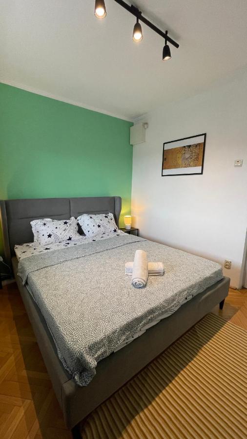Terrace Balcony Downtown Delight Old Town Oasis City Center Universitate Square Old Town Bukarest Exterior foto