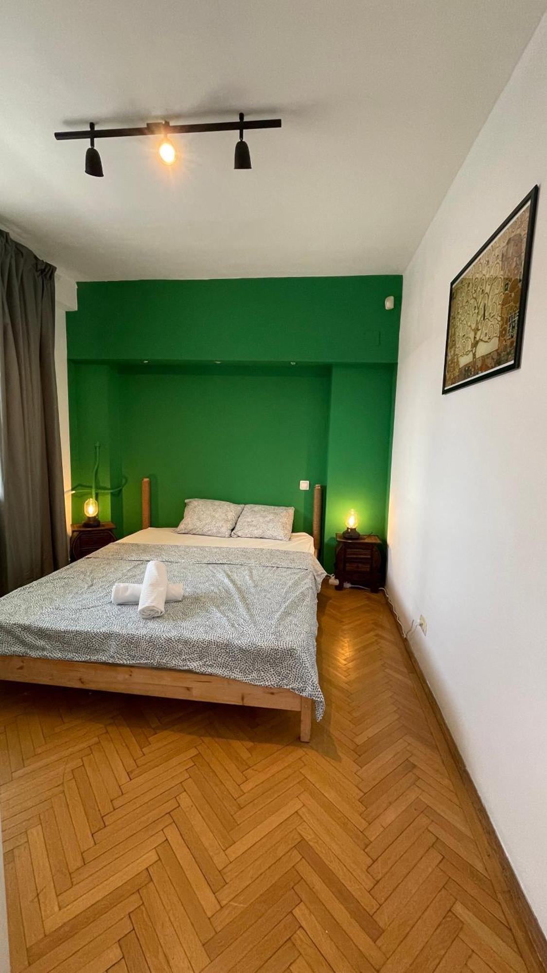 Terrace Balcony Downtown Delight Old Town Oasis City Center Universitate Square Old Town Bukarest Exterior foto
