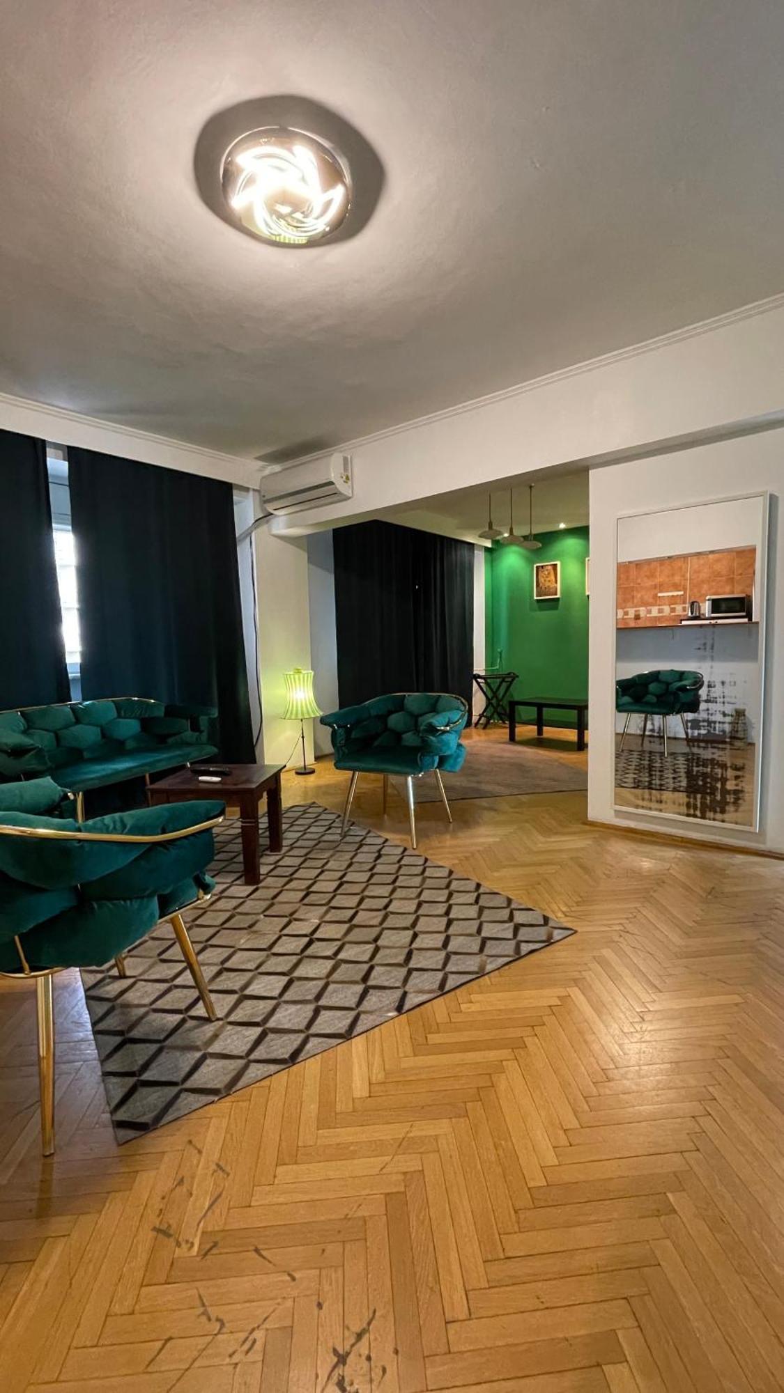 Terrace Balcony Downtown Delight Old Town Oasis City Center Universitate Square Old Town Bukarest Exterior foto